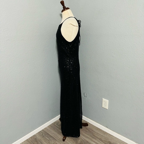 Zara Bloggers Fav Black Sequin Halter Neckline Midi Christmas Holiday Dress Sz L - Picture 10 of 17